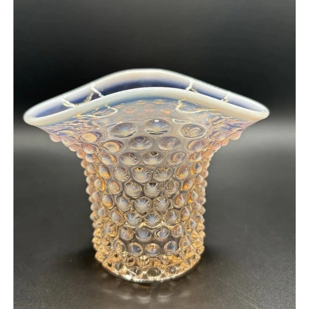 Duncan & Miller Hobnail Pink Opalescent Vase 4 3/8